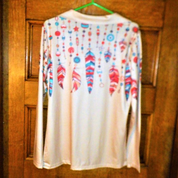 *** Native Feather Design***  TOP- Large / X Large - Picture 2 of 3